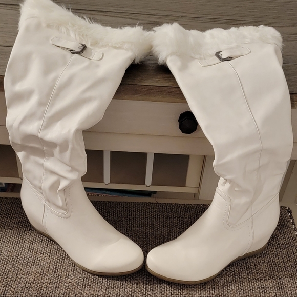 Midnight Velvet Winter White Leather Fur Hidden Wedge Women's Boots Size 11 - Picture 4 of 16